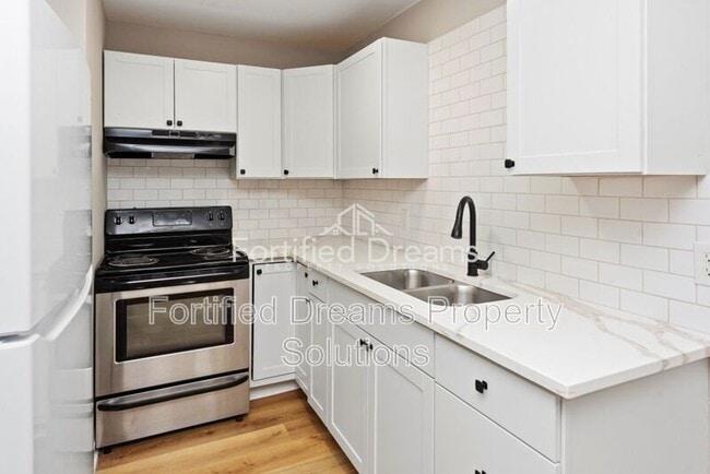 Foto del edificio - 1806 Heilwood Dr