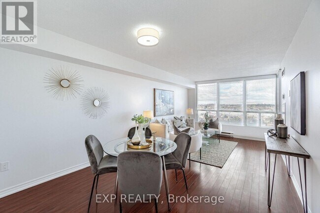 Photo du bâtiment - 4470 Tucana Ct