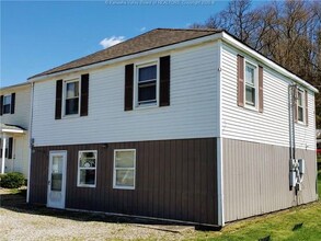 Building Photo - 338 4th St