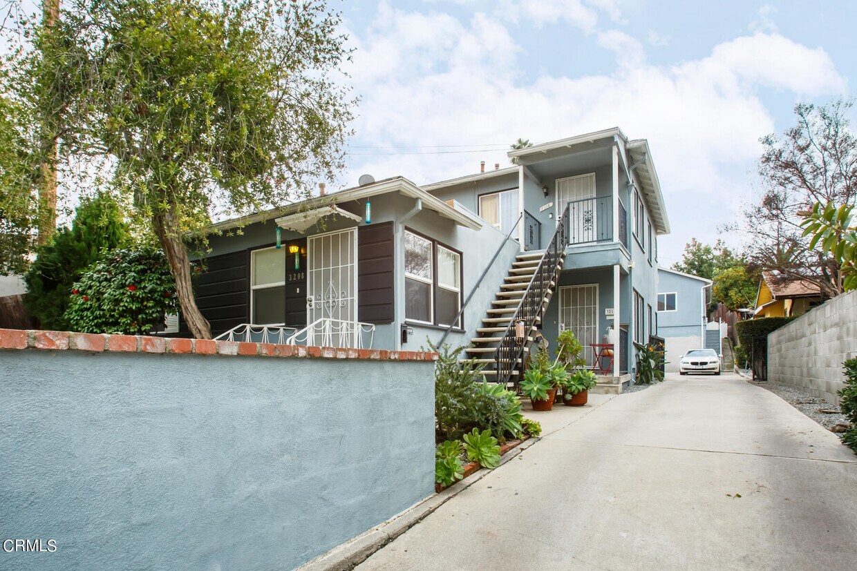 Foto principal - 3210 1/2 Sherwood Ave