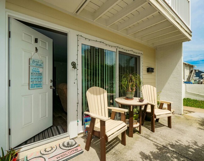 Foto del edificio - Walk to the Atlantic Ocean! Only one left!!