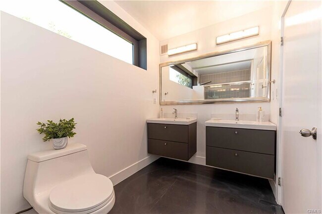 Foto del edificio - 7503 Linley Ln