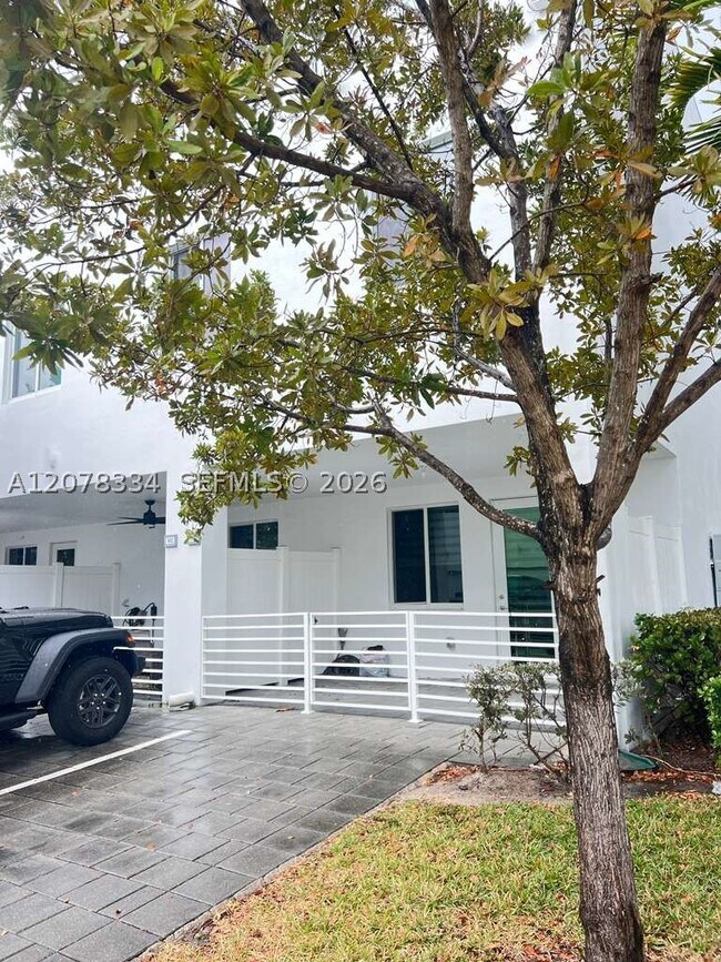 Building Photo - 101 NW 64th Way
