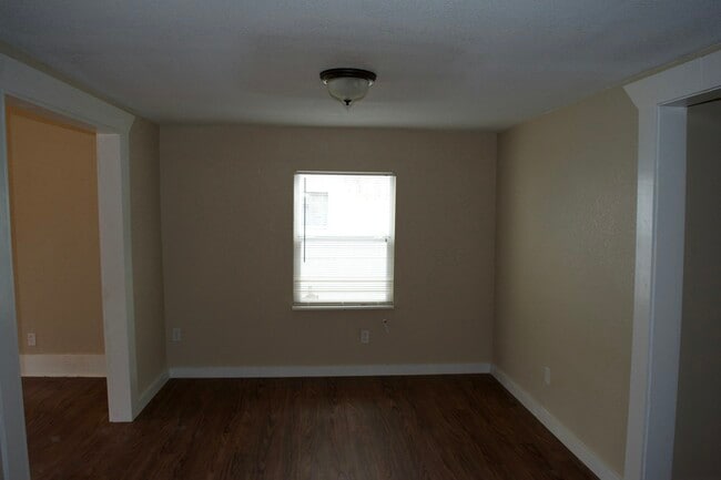 Foto del edificio - 521 S Polaris