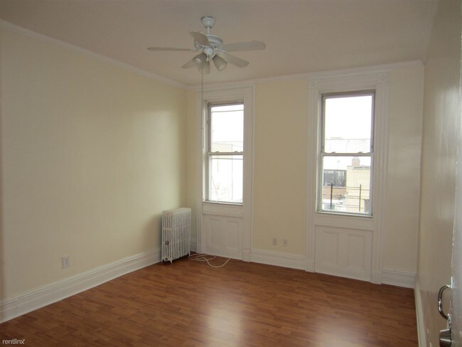 Building Photo - 225 Himrod St