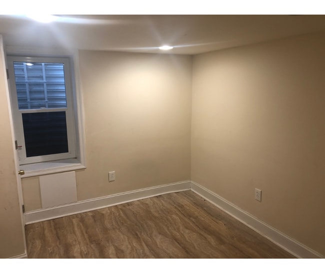 Building Photo - 3220 Brightwood Ave