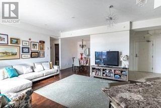 Photo du bâtiment - 2300-2300 Upper Middle Rd W
