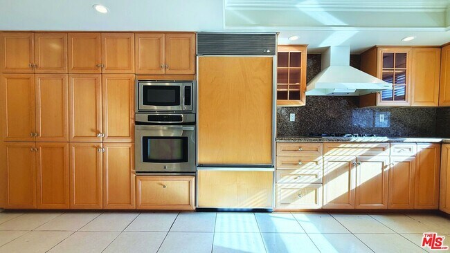 Foto del edificio - 1488 Palisades Dr