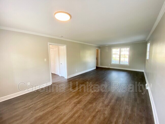 Building Photo - 7123 Rockledge Dr