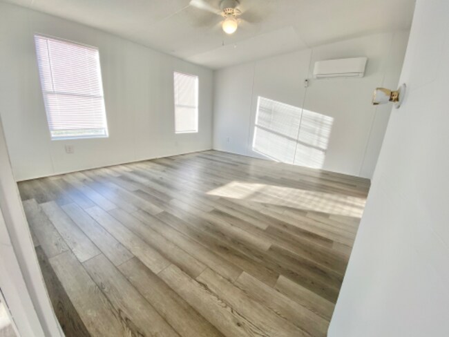 Foto del edificio - 14 Live Oak Ln