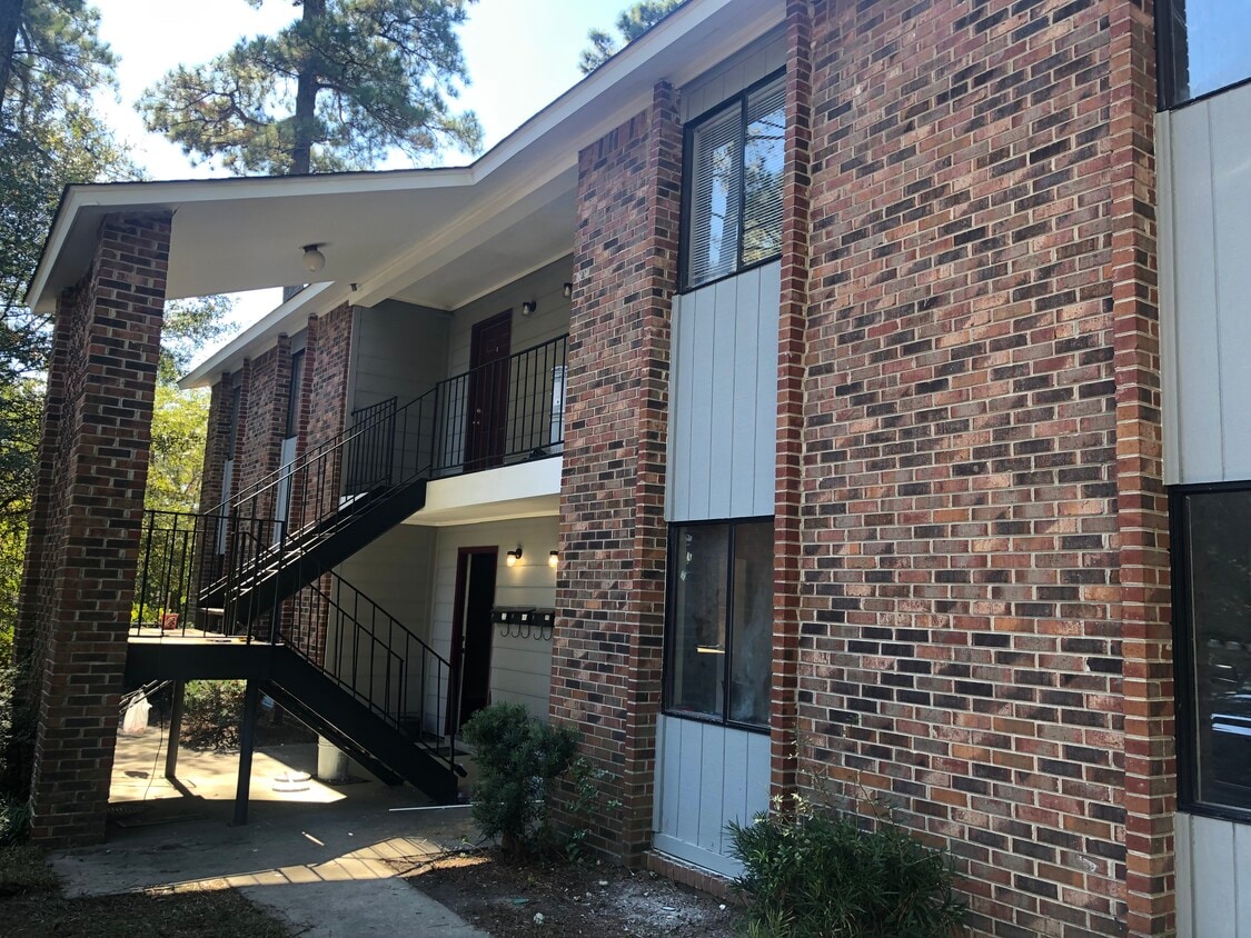 2925 Chatsworth Rd Unit B, Columbia, SC 29223 Condo for Rent in Columbia, SC