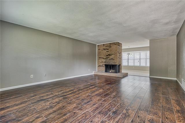 Foto del edificio - 1472 Rockshire Dr