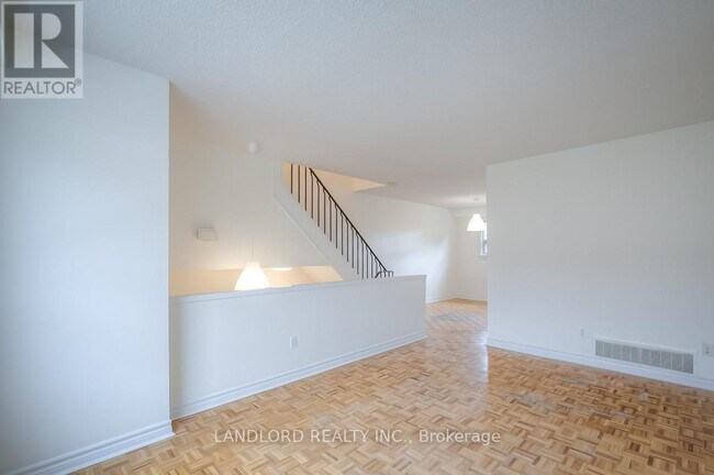 Building Photo - 2830-2830 Midland Ave
