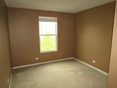 Building Photo - 548 Conservatory Ln