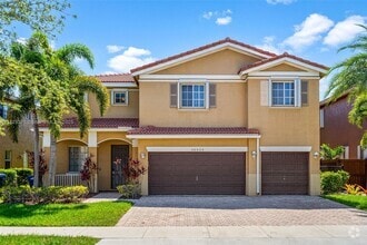 Building Photo - 20530 NW 12th Ct
