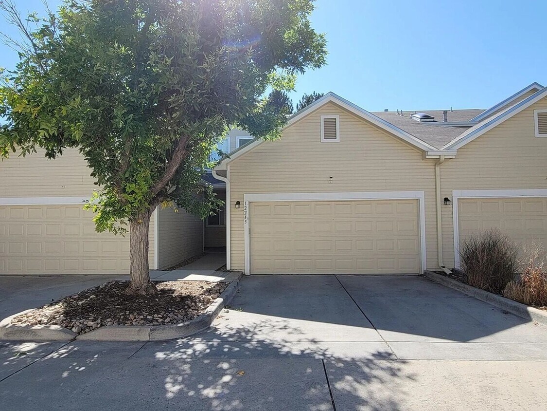 Foto principal - Charming 3BR House in Aurora