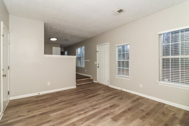 Foto del edificio - 5875 Bellingrath Way