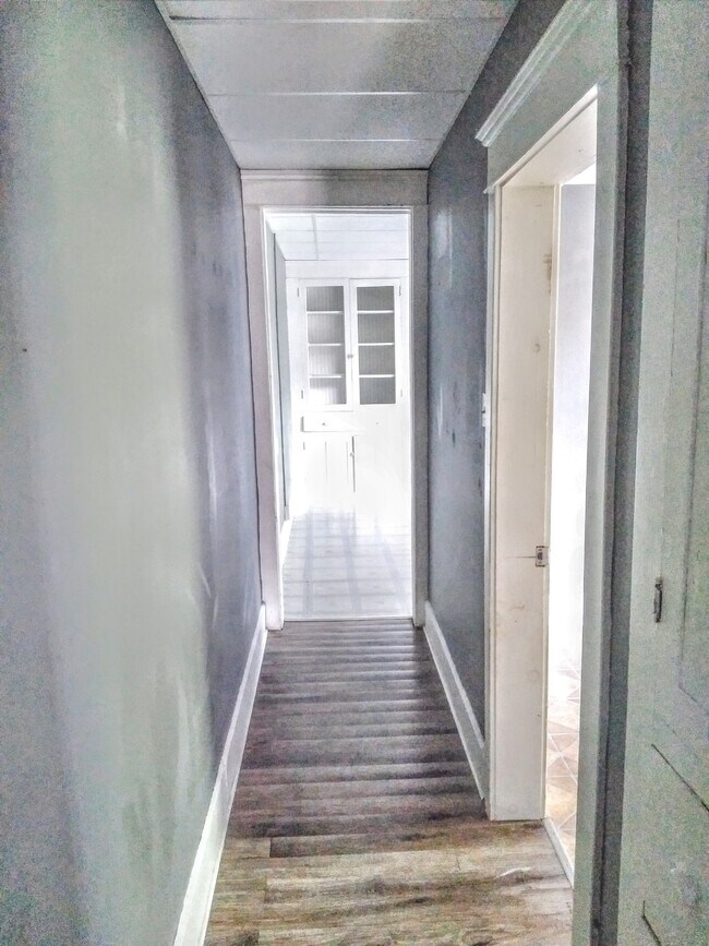 Foto del edificio - 312 N Mulberry St