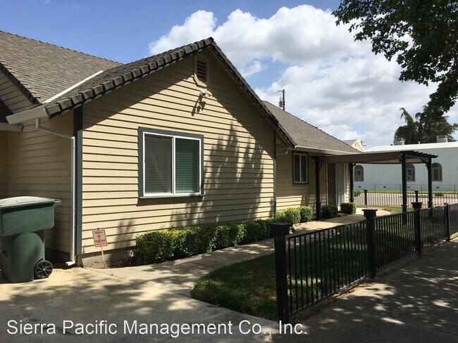 Building Photo - 3 br, 2 bath House - 131 2nd Street