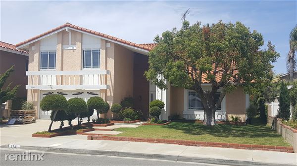 Primary Photo - 9741 Kings Canyon Dr