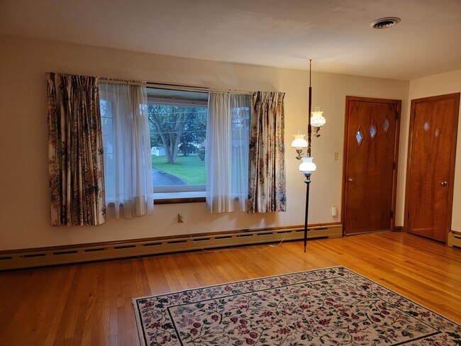 Foto del edificio - 505 W Washington Ave