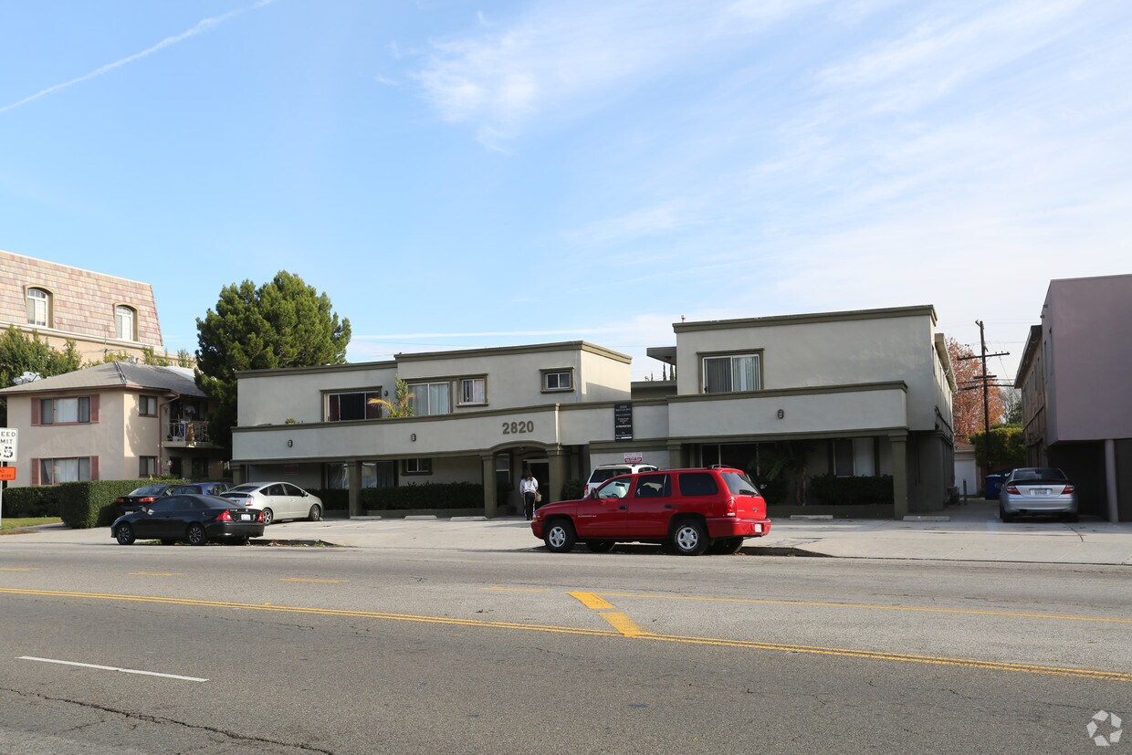 Building Photo - 2820 S Sepulveda Blvd