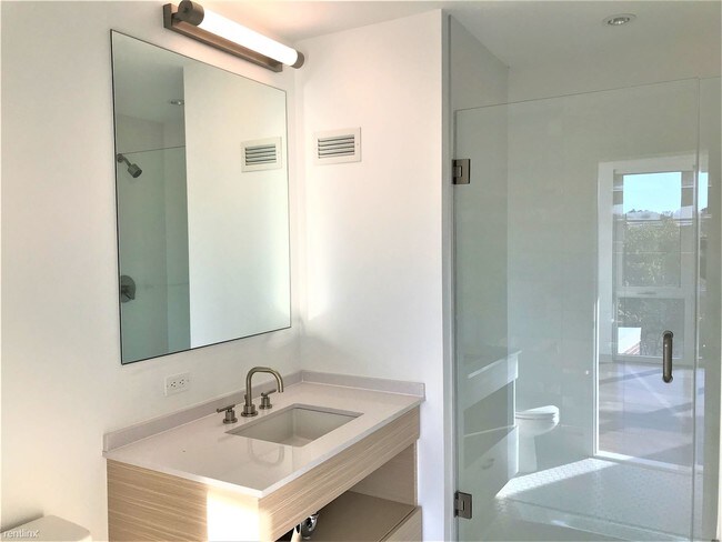 Building Photo - Studio, 1 bath Condo - 39 S Huntington Ave 0