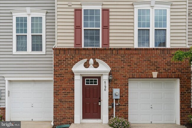 Building Photo - 6190 Willow Pl