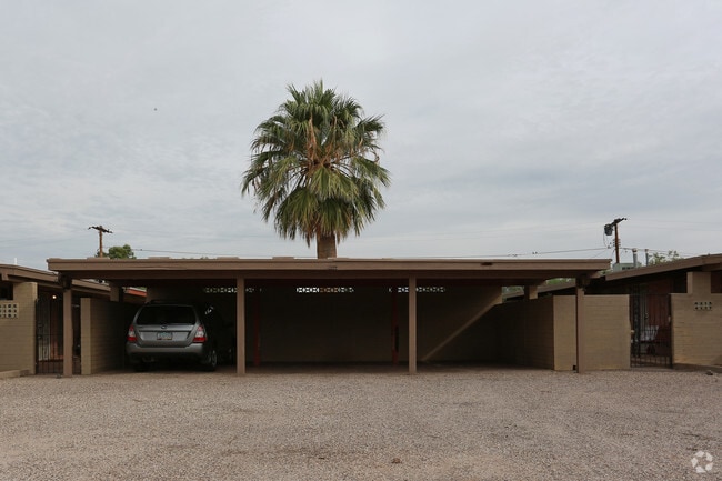 Building Photo - 4101-4105 E Brown Way