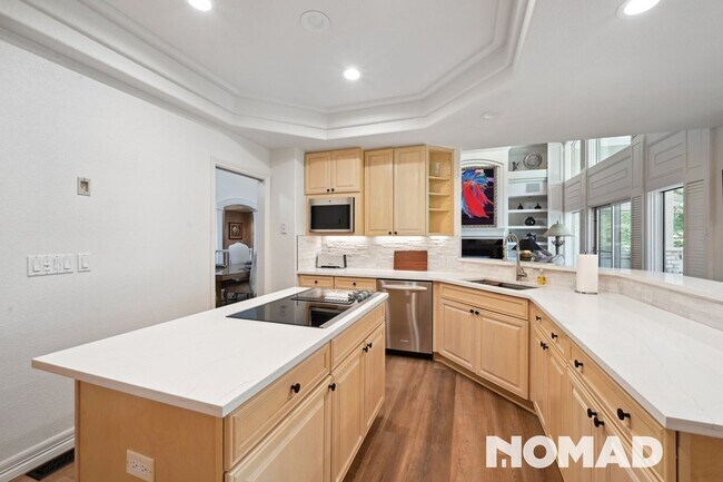 Foto del edificio - 3 Bedroom Single Family in Greenwood Village