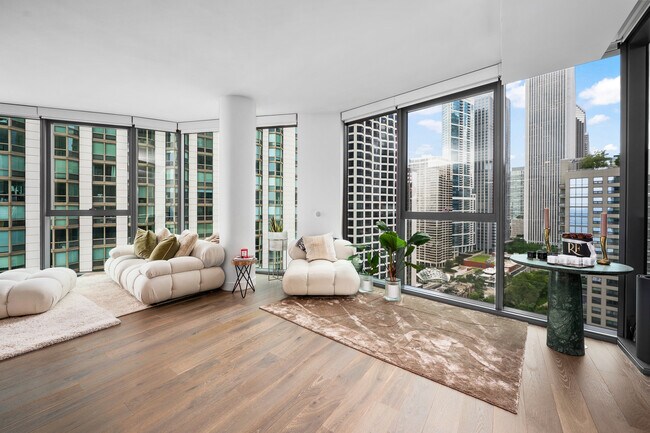 Building Photo - 211 N Harbor Dr