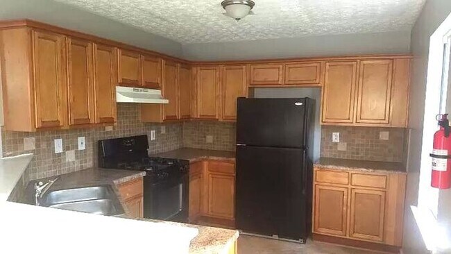 Foto del edificio - Charming 3-Bedroom Home in College Park – ...