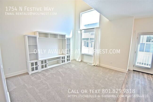 Foto del edificio - 1754 N Festive Wy