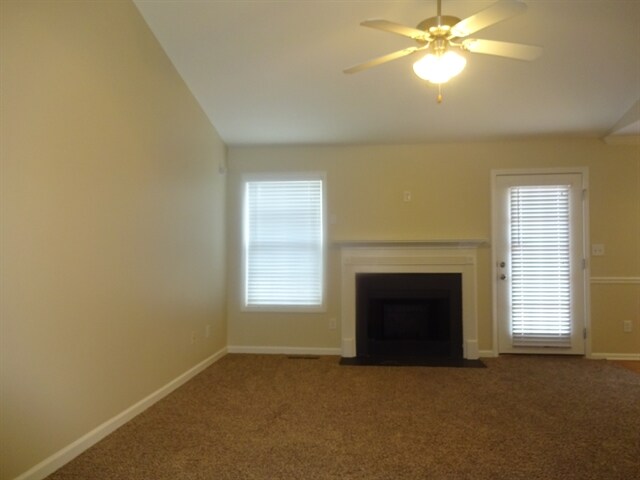 Building Photo - 6301 Fairoaks Pl