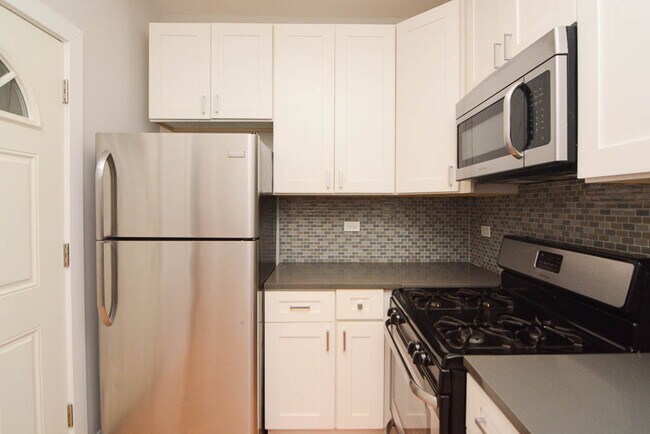 Foto del edificio - 2323 N Rockwell St