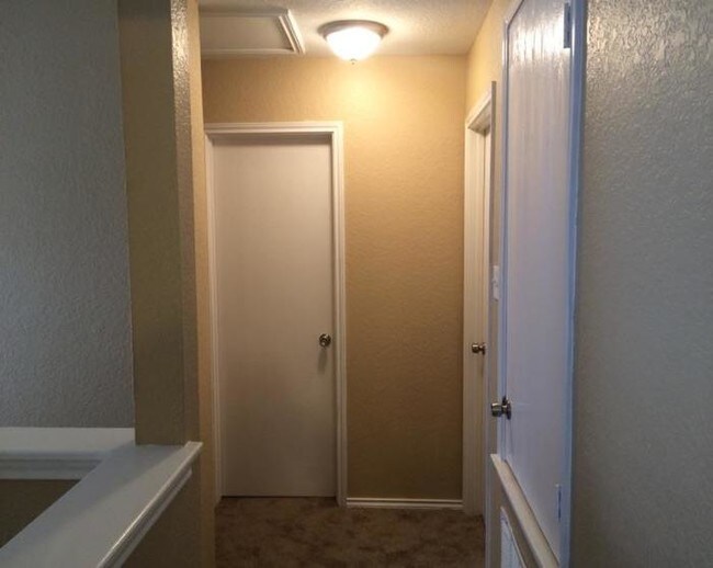 MOVE IN SPECIAL ONE MONTH FREE RENT! House for Rent in San Antonio