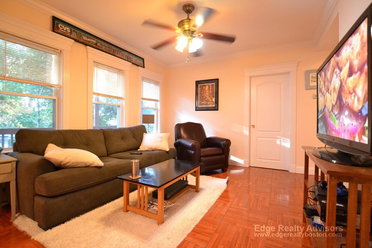 Photo - 7 Delaware Pl. Unit 3