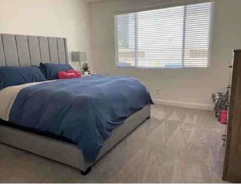 Foto del edificio - 8429 Amber Vly Ln