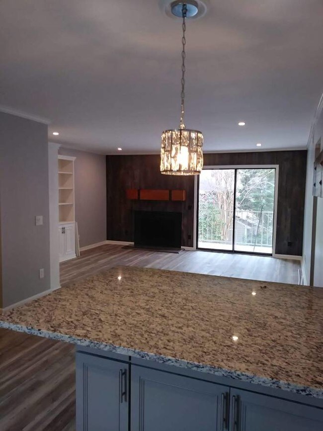 3156 Heathstead Place Unit D, Charlotte, NC 28210 Condo for Rent in