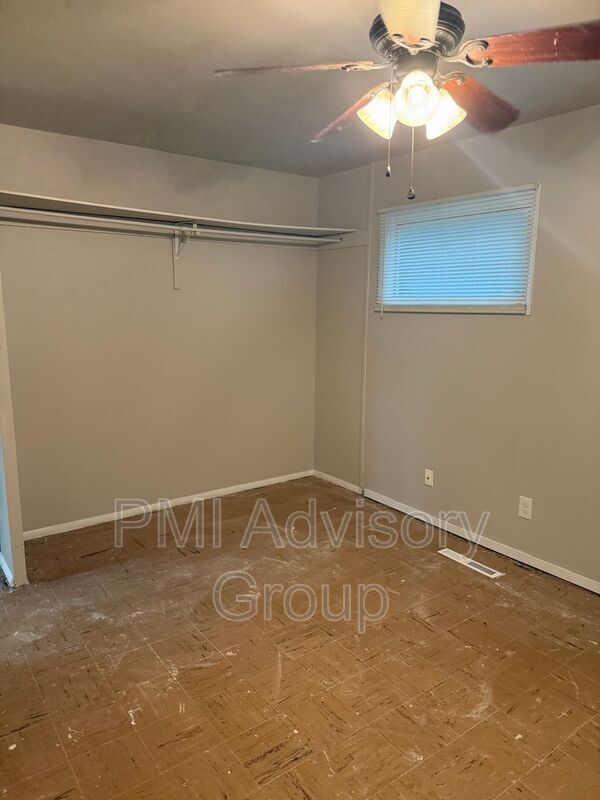 Building Photo - 1513 SW 23rd St