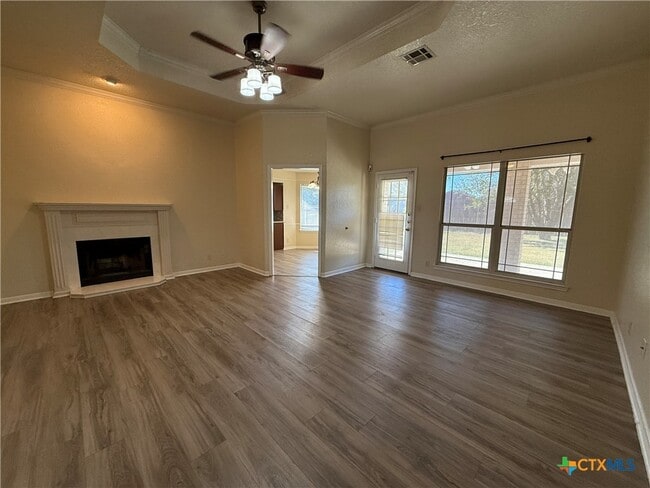 Foto del edificio - 4907 Joseph Dr