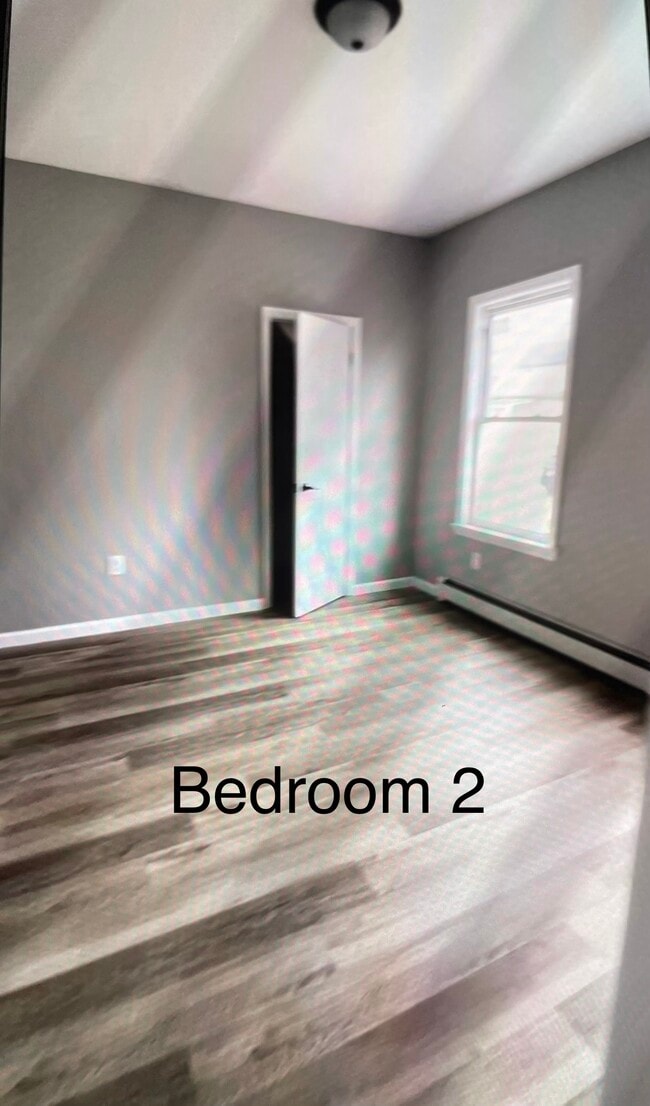 Foto del edificio - 342 Morrissee Ave