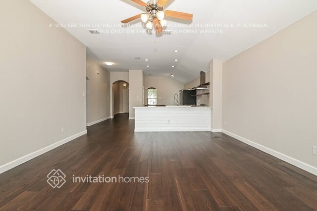 Building Photo - 1005 Grimes Dr