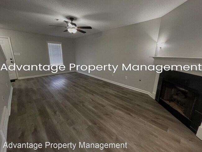 Foto del edificio - 4 br, 2.5 bath House - 9275 Fletcher Wood Dr.