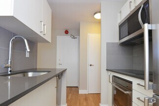 Building Photo - Parkdale Manor