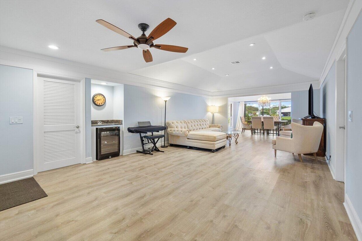 13565 Whispering Lakes Ln, West Palm Beach, FL 33418 House Rental in