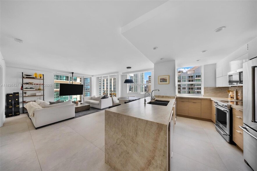 Photo - 1155 Brickell Bay Dr