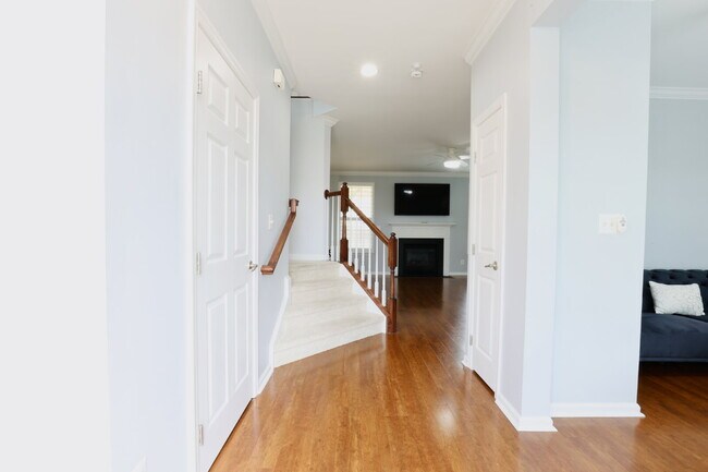 Building Photo - Welcome Home