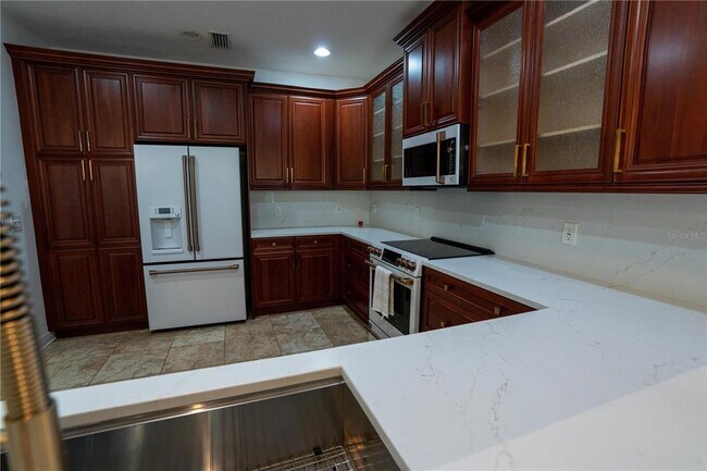 Building Photo - 4639 Overlook Dr NE