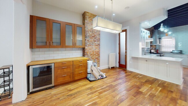 Building Photo - Stunning Three Bedroom H Street Corridor H...